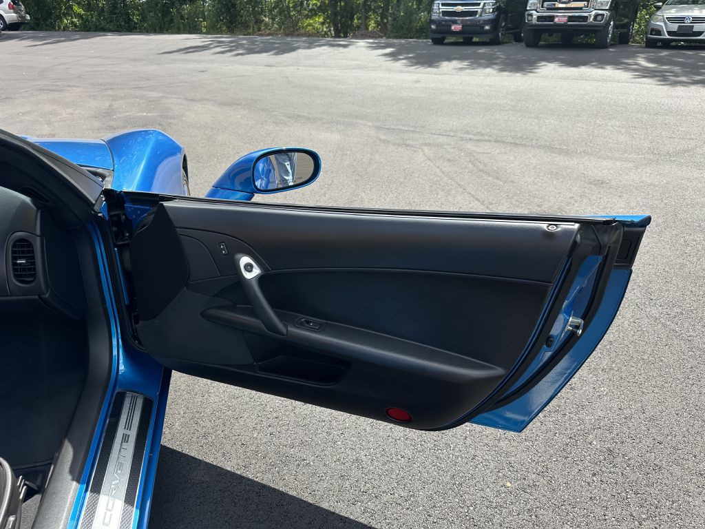 2008 Chevrolet Corvette Image 11
