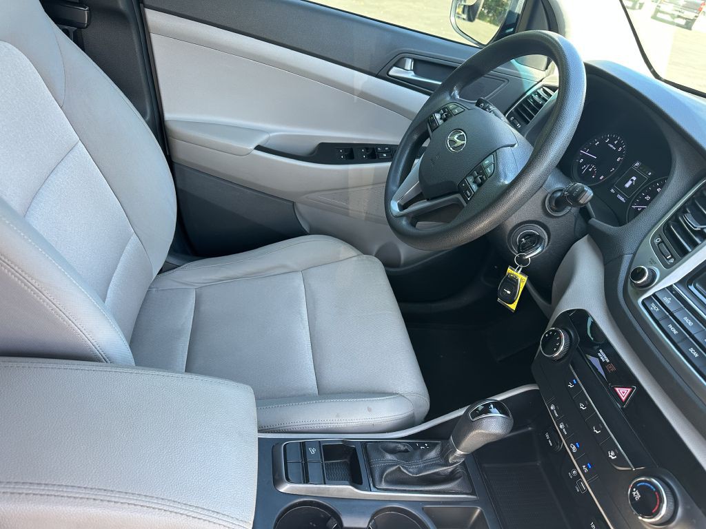 2017 Hyundai Tucson Image 16