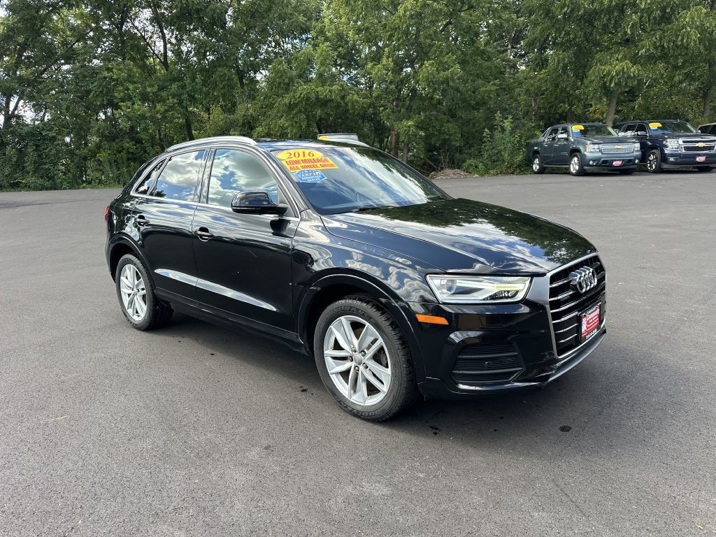 2016 Audi Q3 Image 1