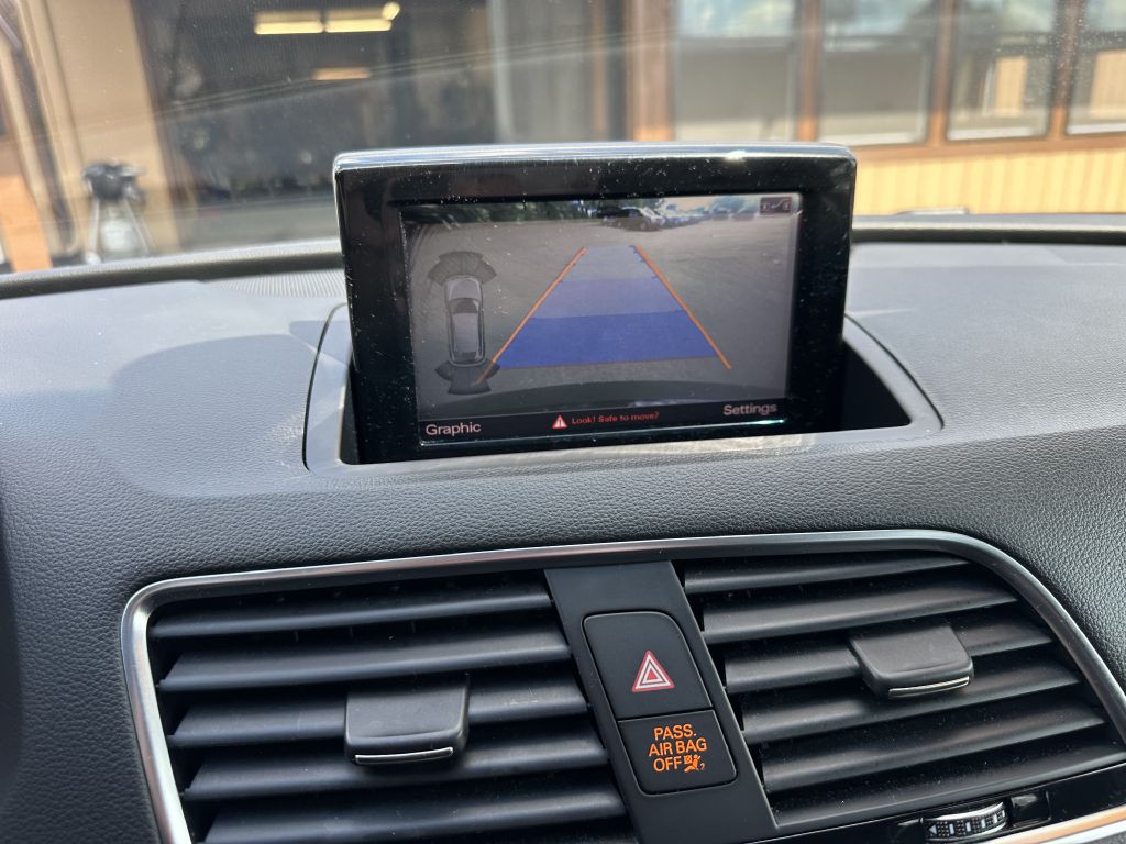 2016 Audi Q3 Image 8