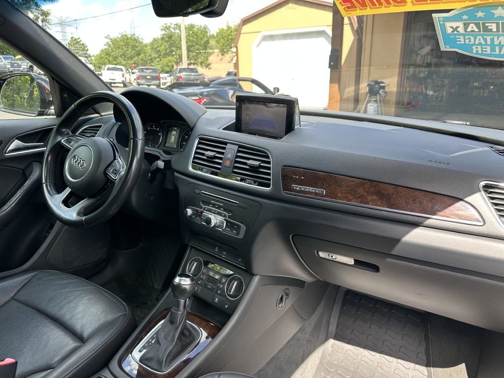 2016 Audi Q3 Image 17