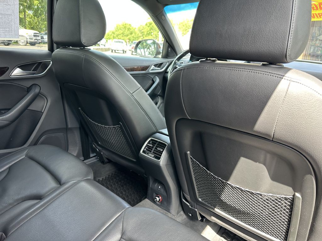 2016 Audi Q3 Image 20