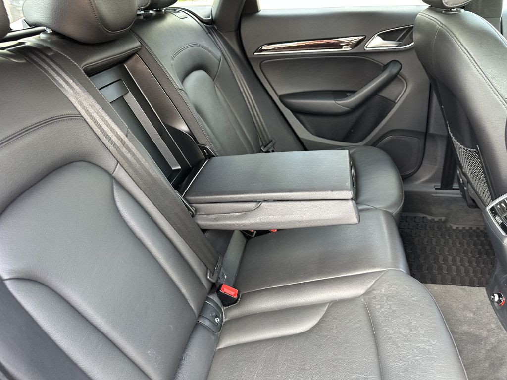 2016 Audi Q3 Image 23