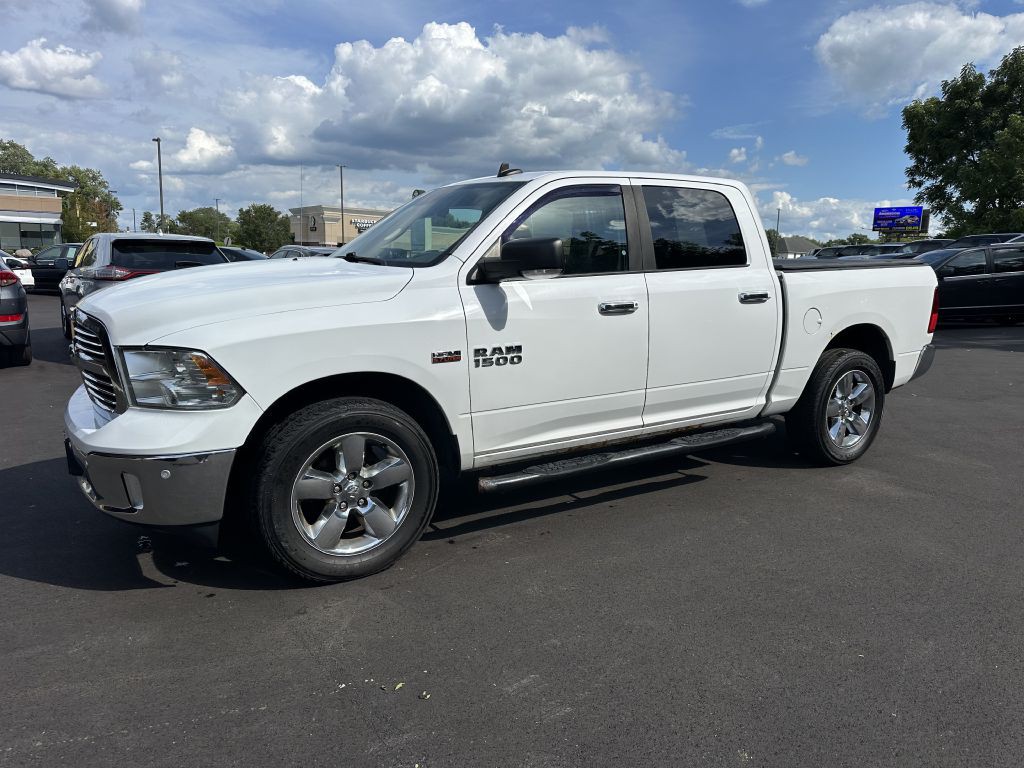2016 RAM 1500 Image 3