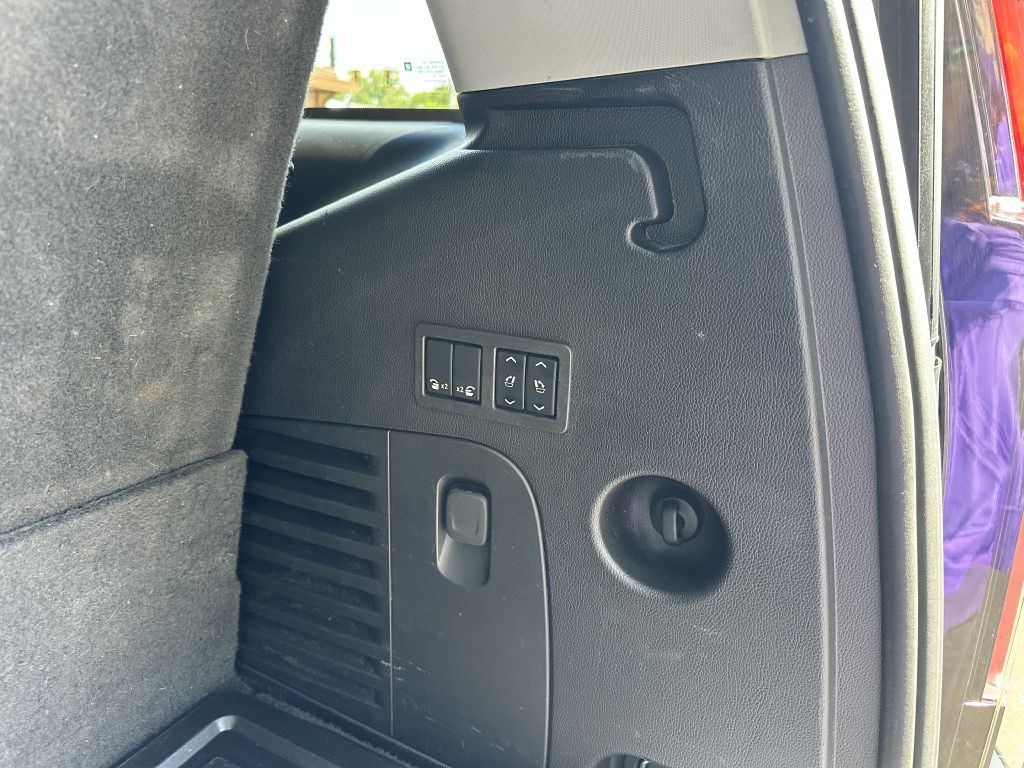 2018 Cadillac Escalade Image 7
