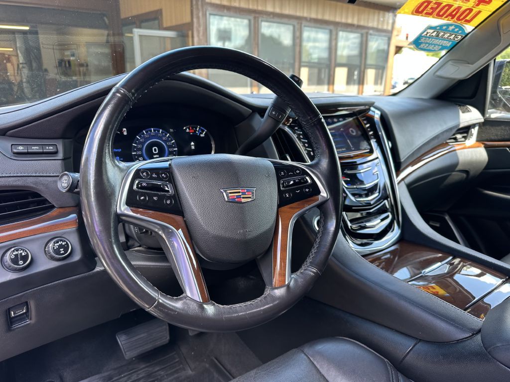 2018 Cadillac Escalade Image 12