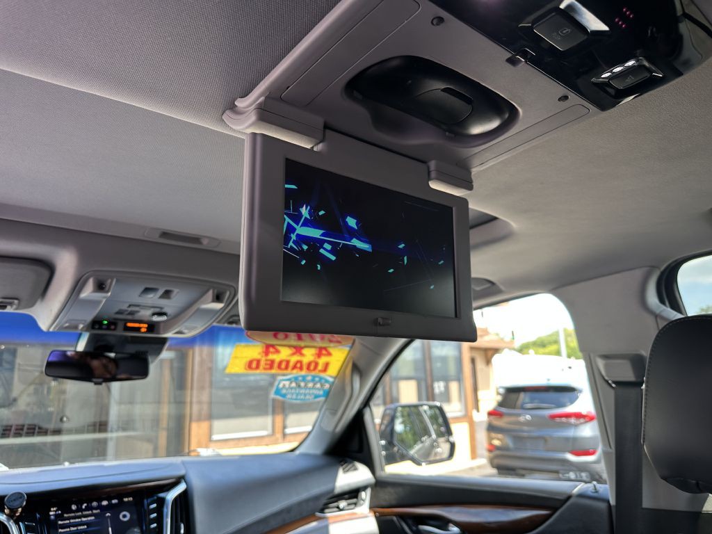 2018 Cadillac Escalade Image 19