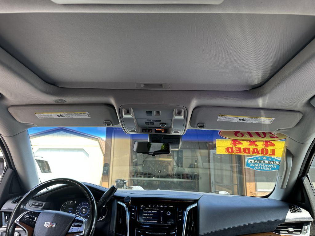 2018 Cadillac Escalade Image 25