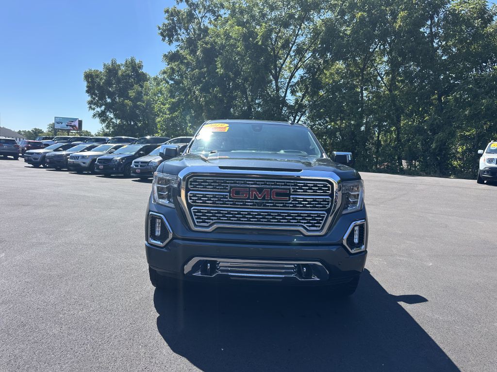 2019 GMC Sierra Image 2