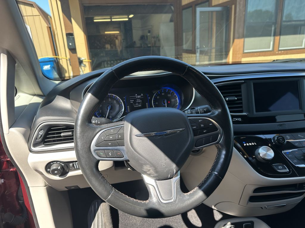2020 Chrysler Pacifica Image 13