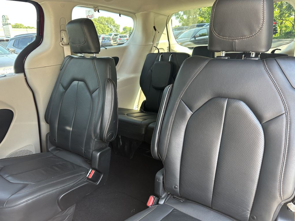 2020 Chrysler Pacifica Image 15