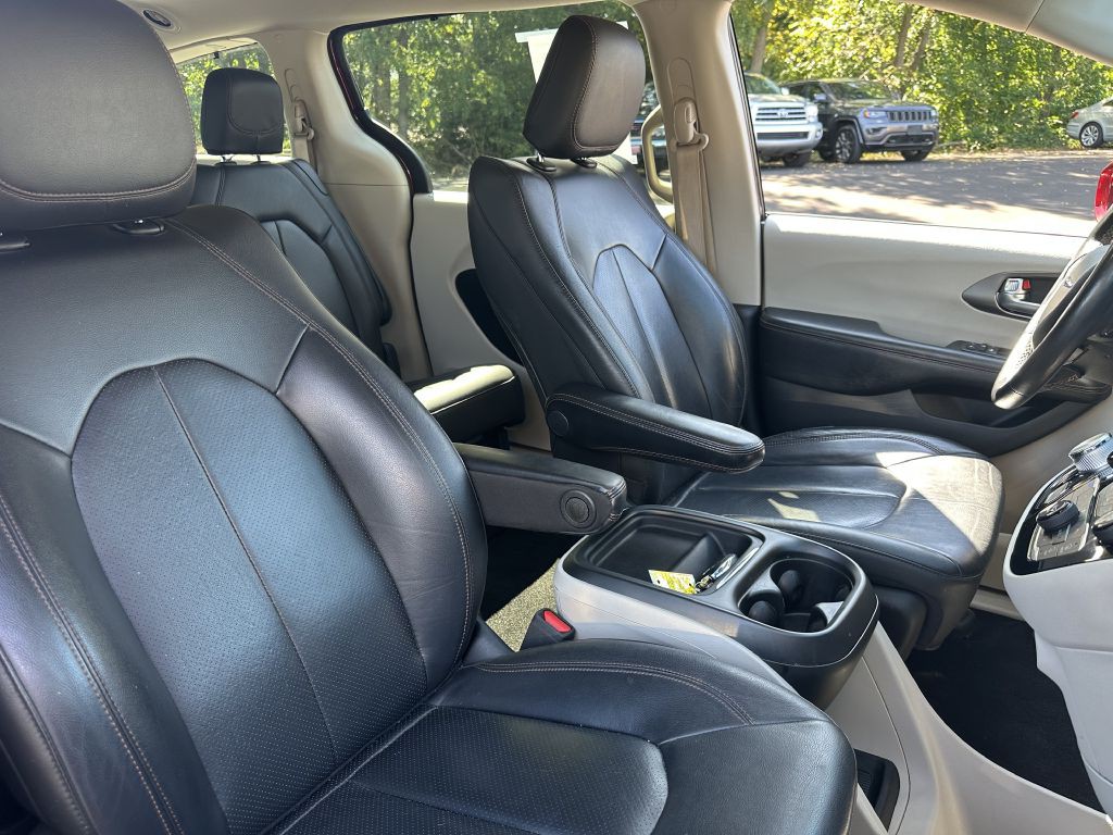 2020 Chrysler Pacifica Image 20