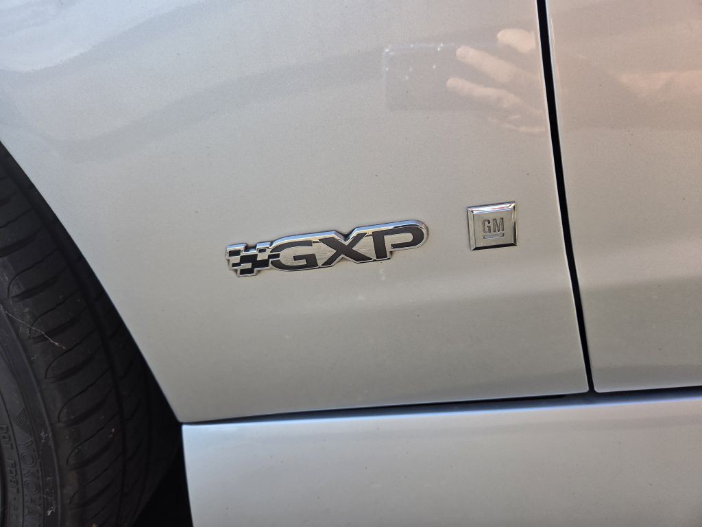 2009 Pontiac G8 Image 6