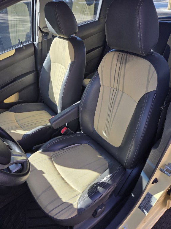 2014 Chevrolet Spark Image 23