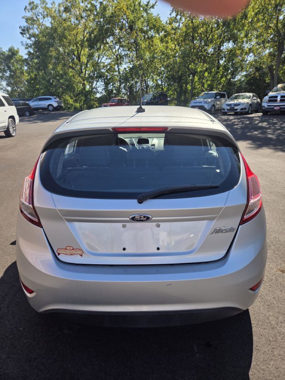 2014 Ford Fiesta Image 5