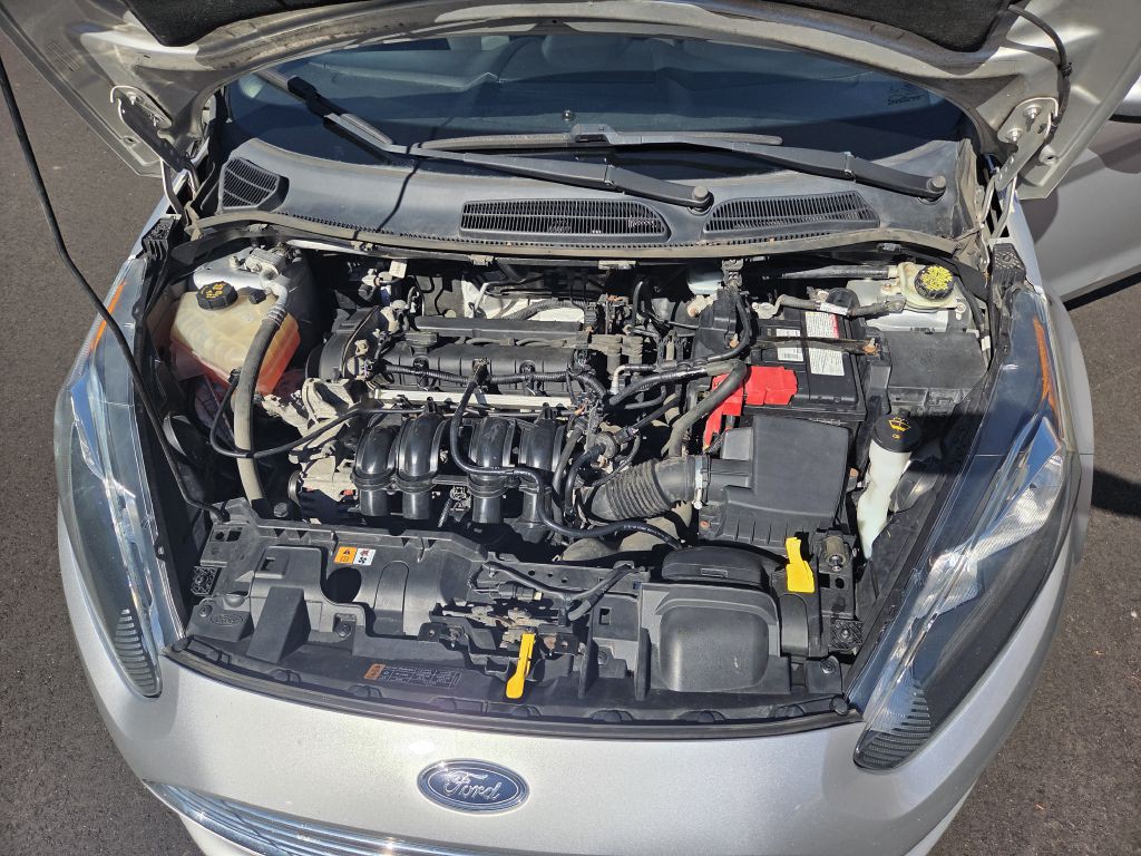 2014 Ford Fiesta Image 25