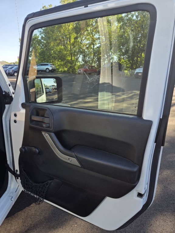 2015 Jeep Wrangler Unlimited Image 16