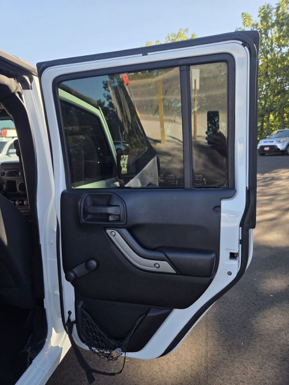 2015 Jeep Wrangler Unlimited Image 17