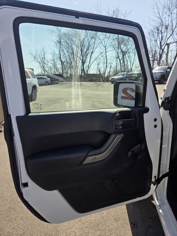 2015 Jeep Wrangler Unlimited Image 9