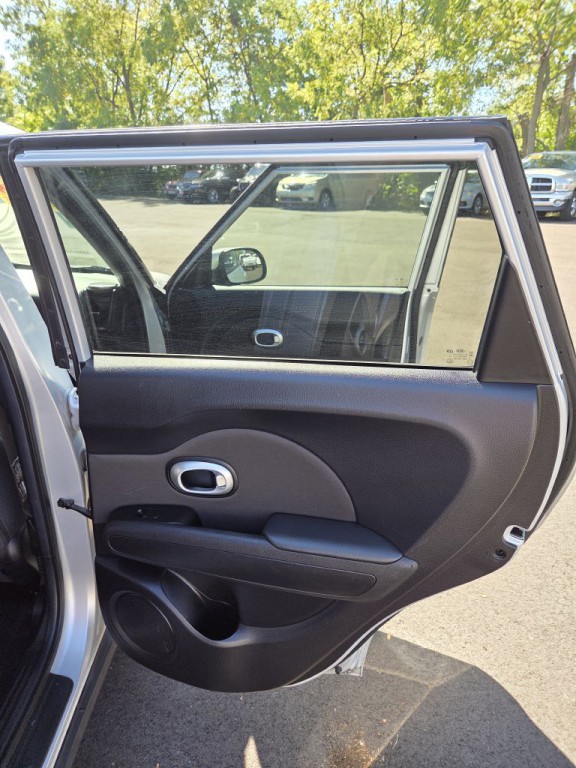 2015 Kia Soul Image 11