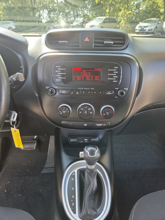 2015 Kia Soul Image 19