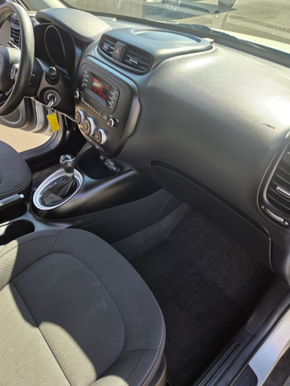 2015 Kia Soul Image 23