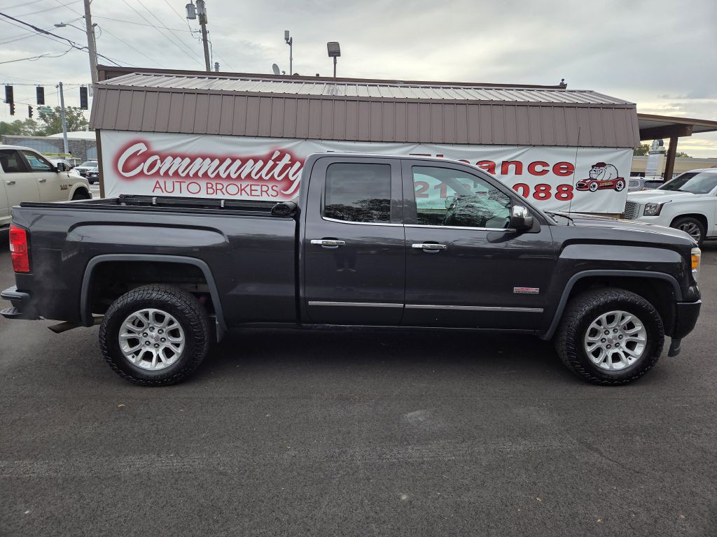 2015 GMC Sierra Image 2