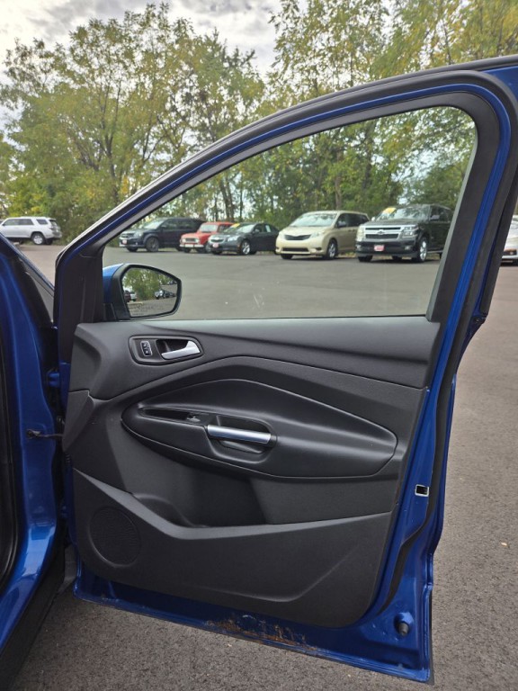 2017 Ford Escape Image 8