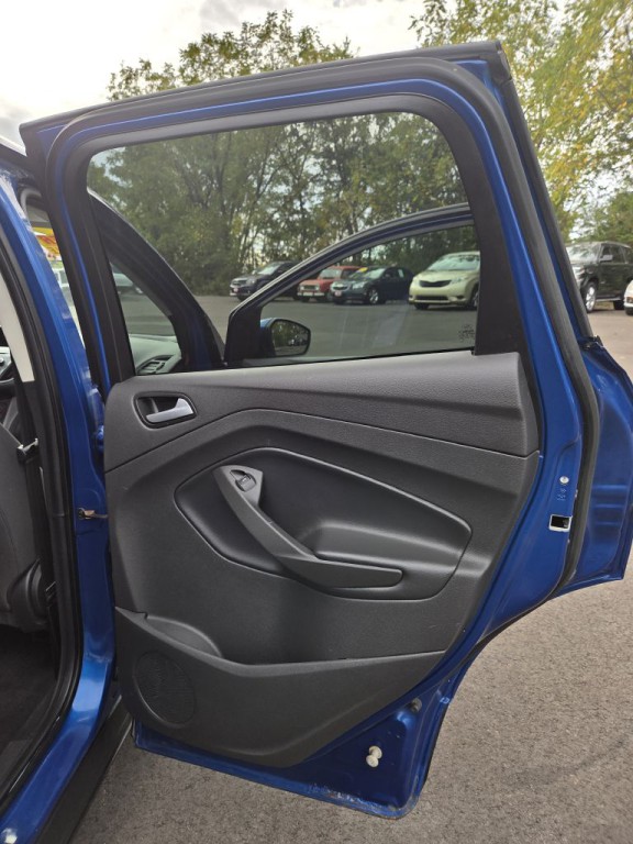 2017 Ford Escape Image 9
