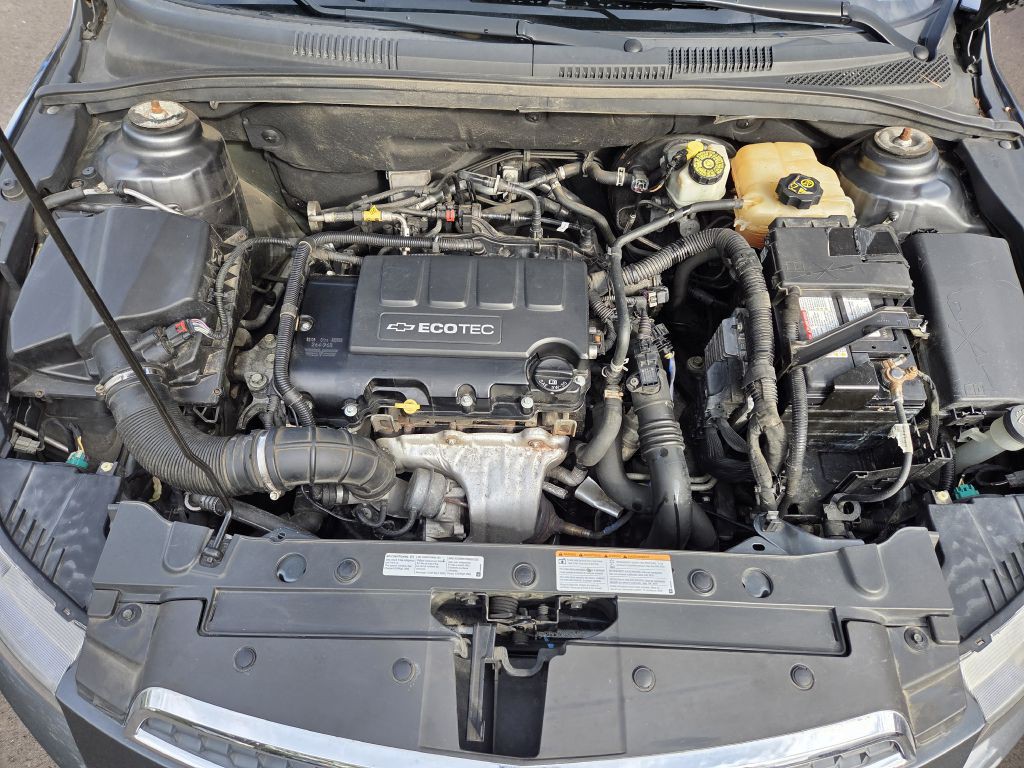 2013 Chevrolet Cruze Image 24