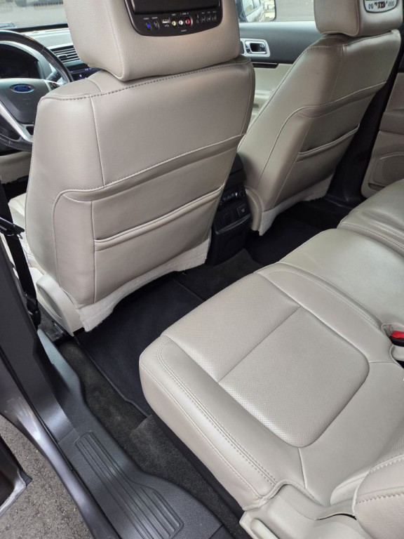 2013 Ford Explorer Image 19