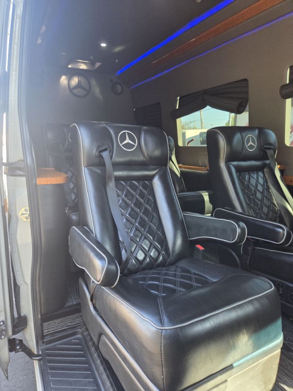 2016 Mercedes-Benz Sprinter Image 14