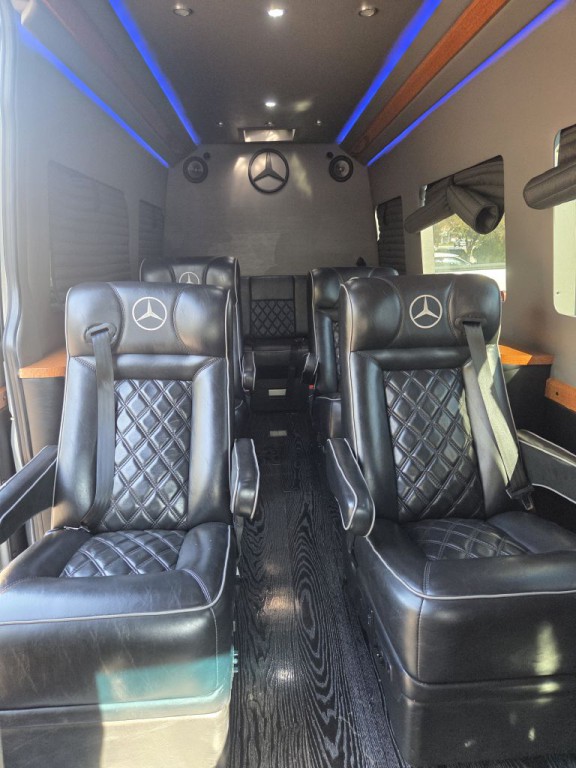 2016 Mercedes-Benz Sprinter Image 15