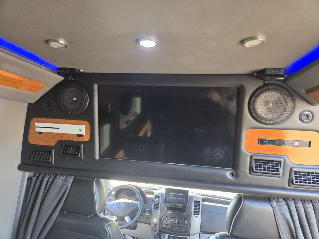 2016 Mercedes-Benz Sprinter Image 20