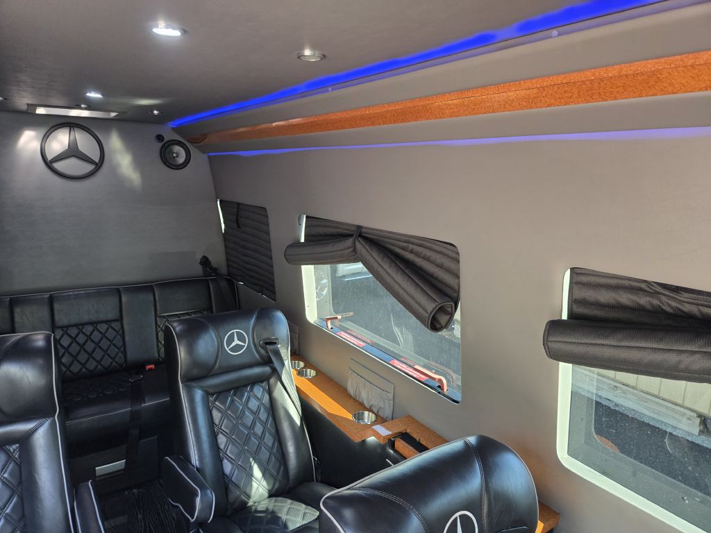 2016 Mercedes-Benz Sprinter Image 26