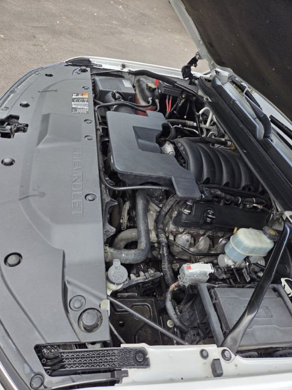 2016 Chevrolet Suburban Image 27