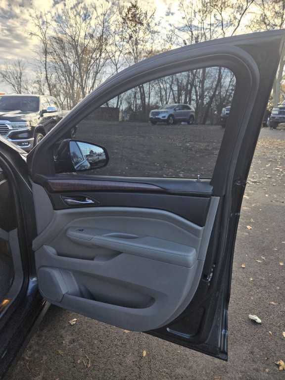 2011 Cadillac SRX Image 11