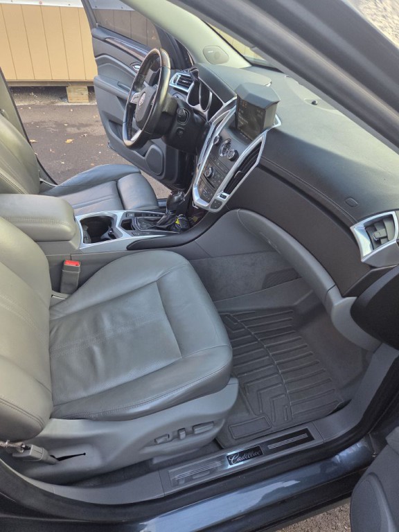 2011 Cadillac SRX Image 13