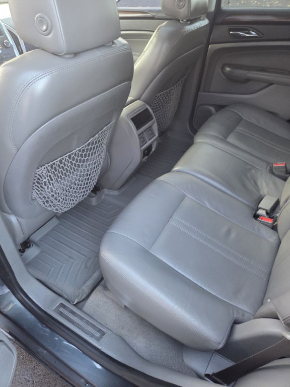 2011 Cadillac SRX Image 17