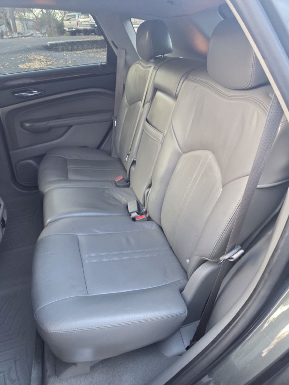 2011 Cadillac SRX Image 18