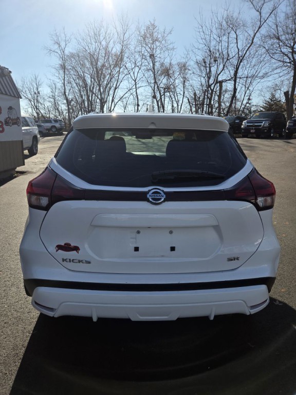 2021 Nissan Kicks Image 6