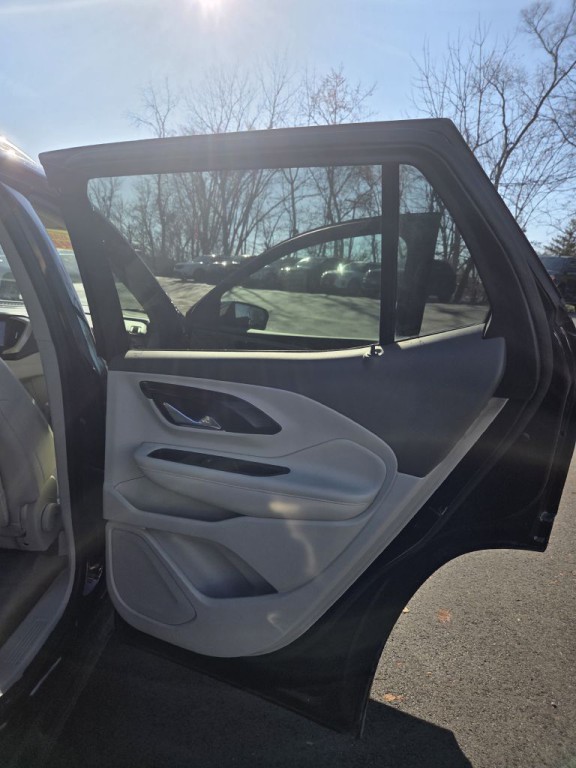 2018 GMC Terrain Image 12