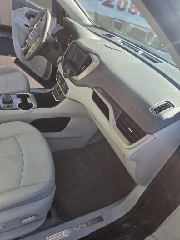 2018 GMC Terrain Image 13