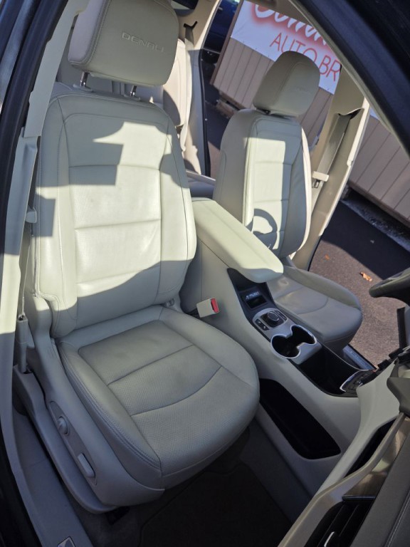 2018 GMC Terrain Image 14