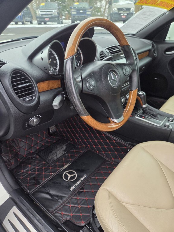 2009 Mercedes-Benz SLK-Class Image 10