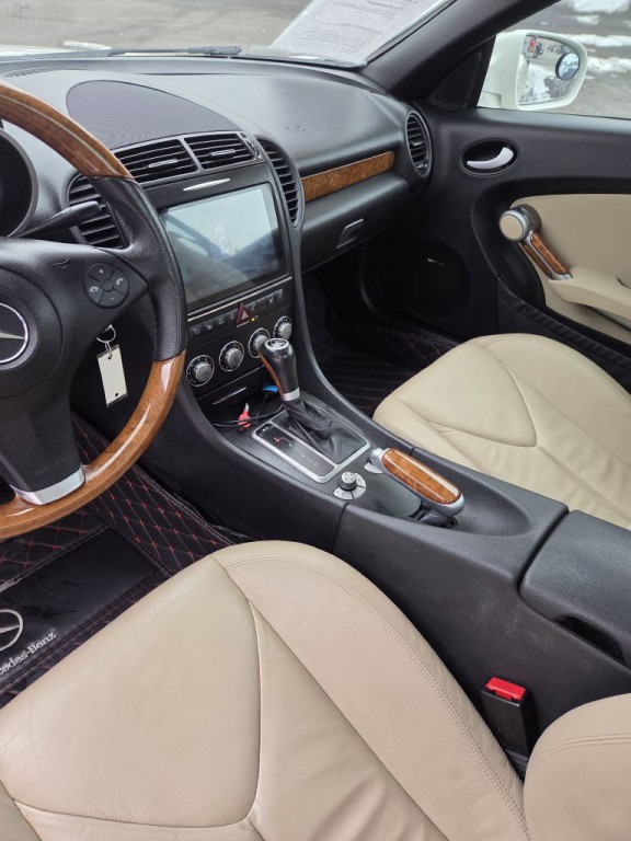 2009 Mercedes-Benz SLK-Class Image 13