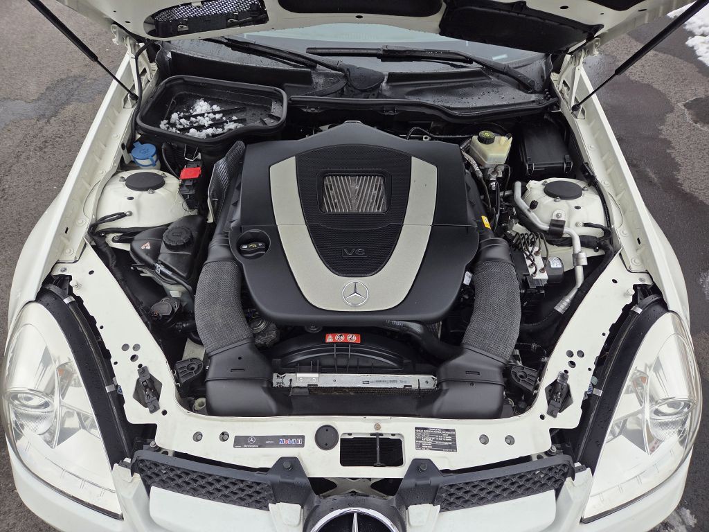 2009 Mercedes-Benz SLK-Class Image 24