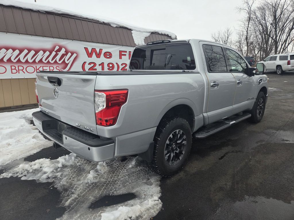 2017 Nissan Titan Image 6