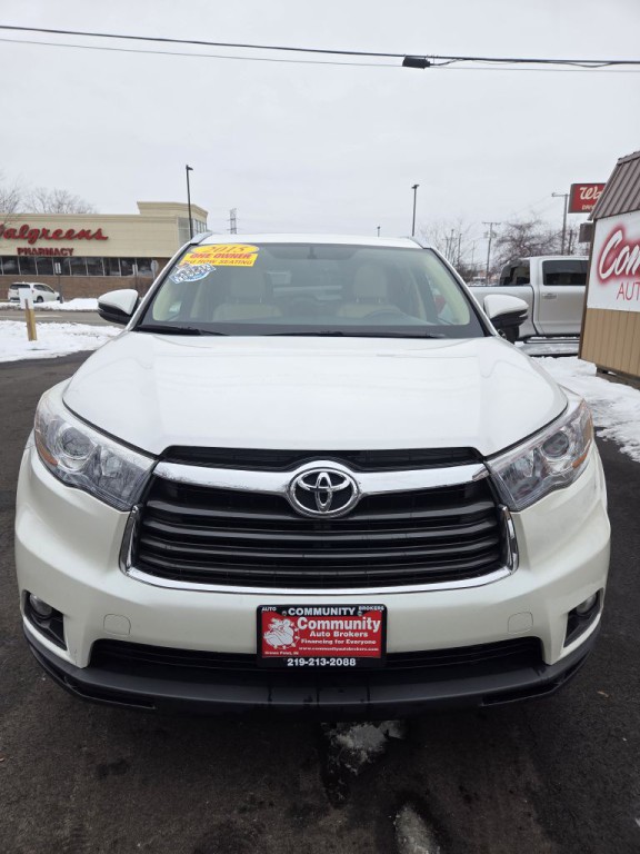 2015 Toyota Highlander Image 3
