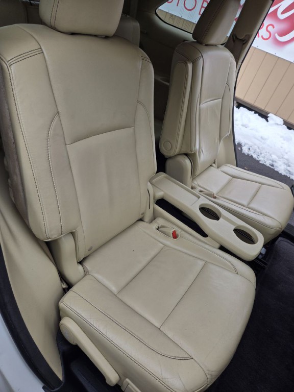 2015 Toyota Highlander Image 18